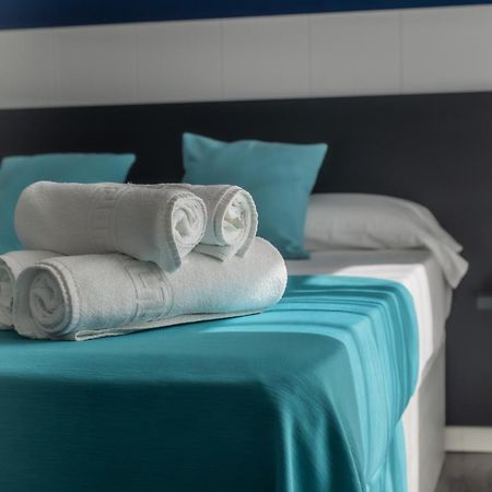 Sunsands Studio Con Balcones 2ºa Playa76 Carihuela Torremolinos Eksteriør bilde