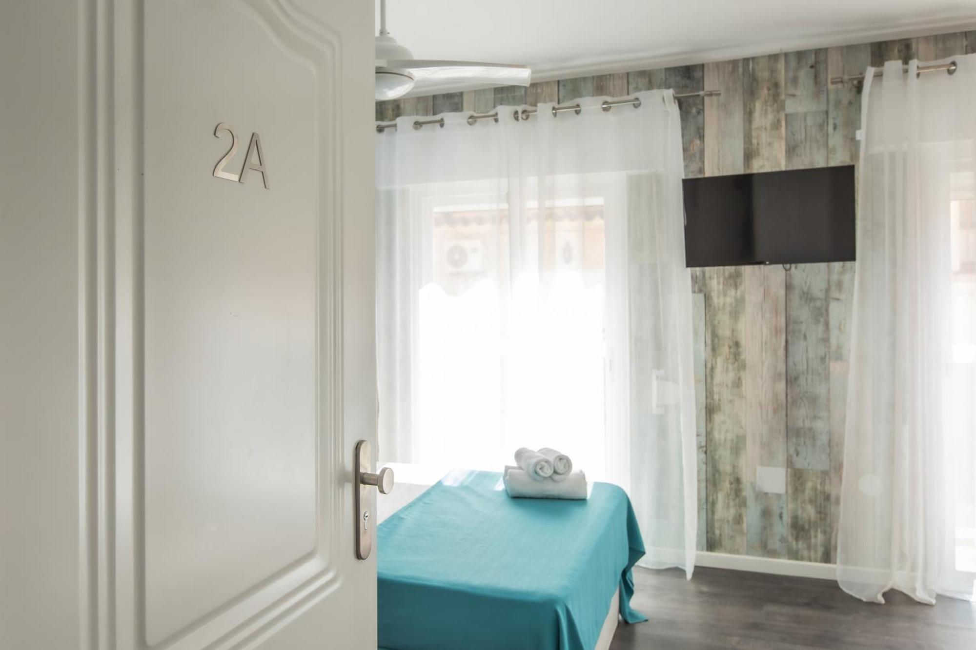 Sunsands Studio Con Balcones 2ºa Playa76 Carihuela Torremolinos Eksteriør bilde